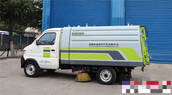 掃路車(chē)