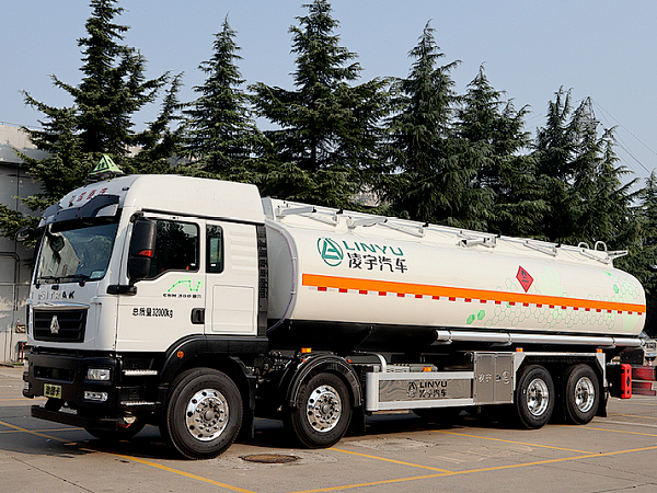 【2022“超虎想象”】凌宇全新液罐車，強(qiáng)勢來襲！