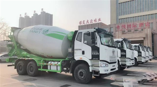 感謝有你，雄安有我！35臺(tái)凌宇攪拌車助力雄安新區(qū)建設(shè)